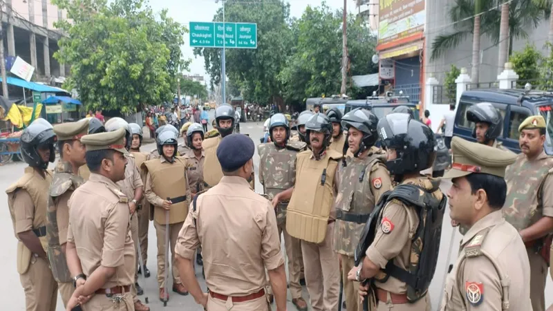 Gyanvapi Survey: ज्ञानवापी के एएसआई सर्वे को लेकर जिला प्रशासन अलर्ट, बढ़ाई गई सुरक्षा 