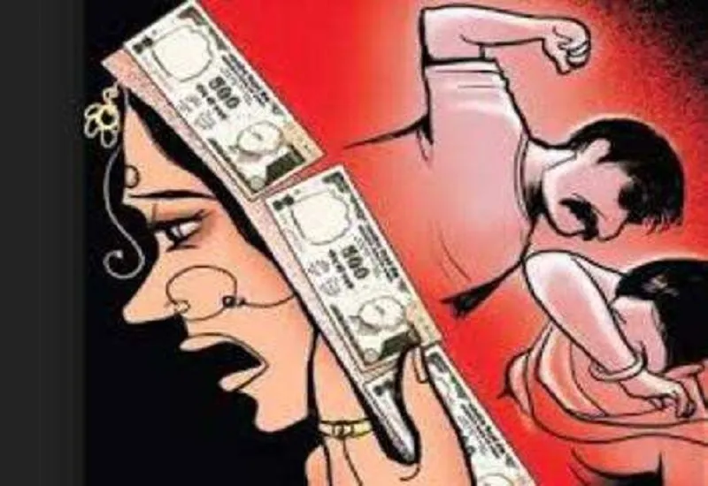 रामपुर : दहेज में बाइक और एक लाख नहीं मिलने पर विवाहिता को घर से धक्के मारकर निकाला, पांच लोगों पर रिपोर्ट दर्ज 
