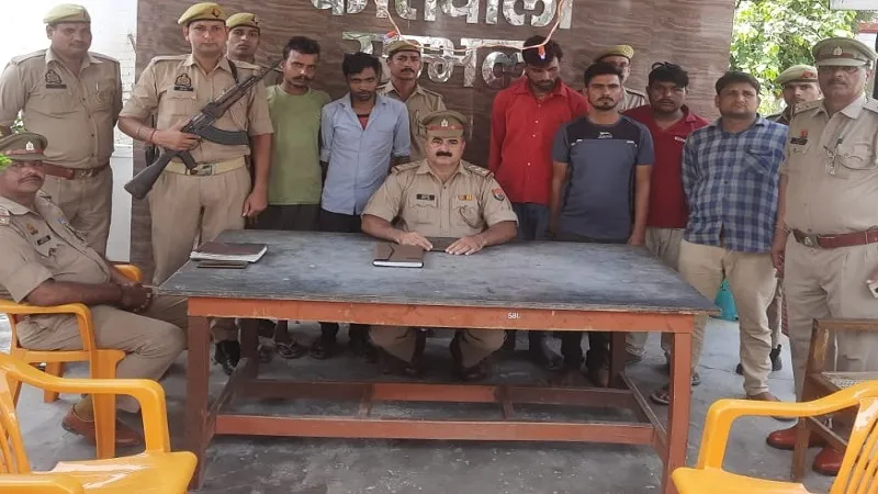 संभल: हाथरस से कंटेनर समेत चोरी 41 नई बाइक बरामद, छह लोग गिरफ्तार...उधमसिंहनगर से मध्यप्रदेश जा रहा था कंटेनर