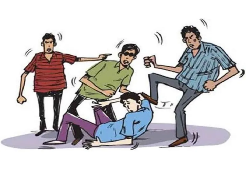 रामपुर में युवक को दौड़ा-दौड़ा कर पीटा, जानिए पूरा मामला