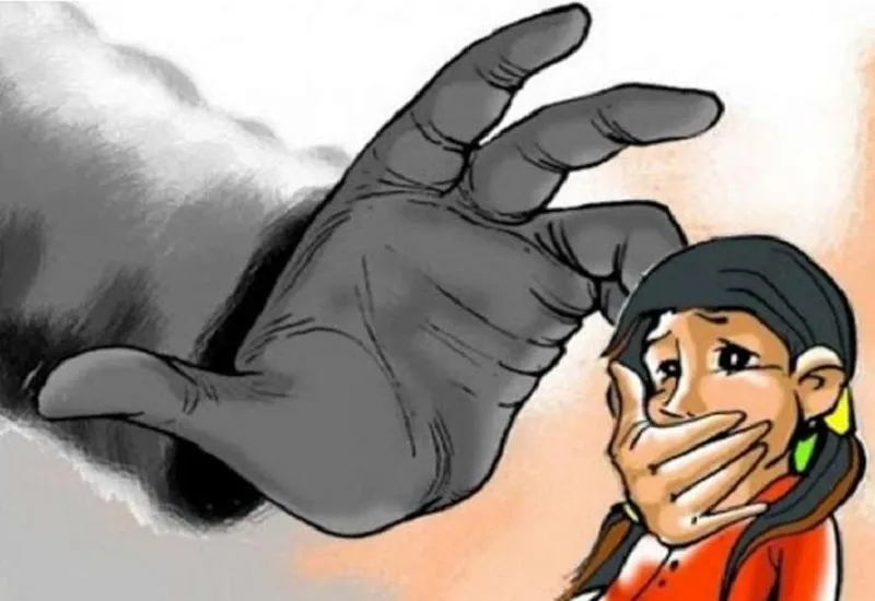 रामपुर : युवती को नशीला पदार्थ पिलाकर की छेड़छाड़, शोहदों ने वीडियो भी बनाई