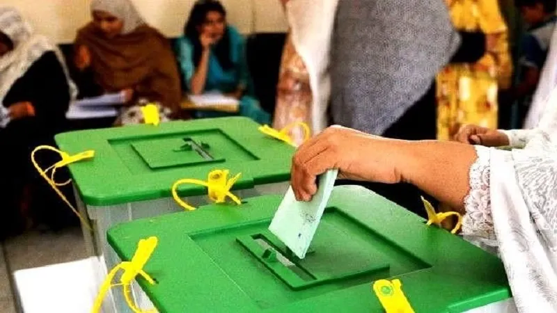 Pakistan Election: पाकिस्तान निर्वाचन आयोग के आश्वासन से फरवरी में चुनाव की फिर से जगी उम्मीदें 
