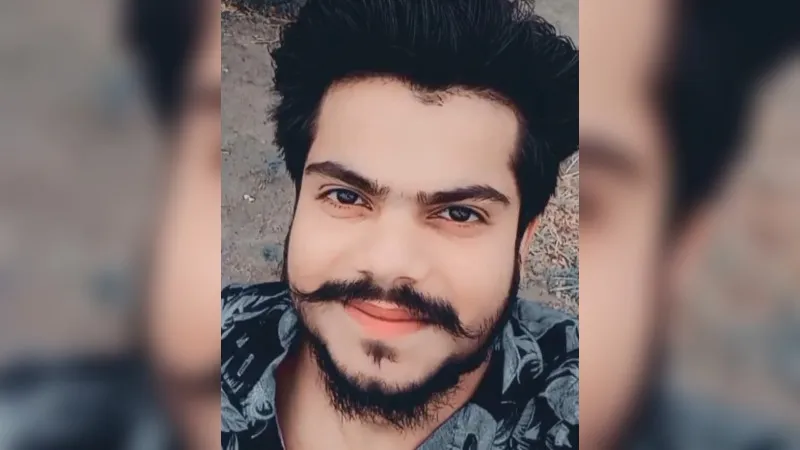 Farrukhabad News : तीन युवक गंगा में डूबे, एक का शव बरामद, दो की तलाश जारी, कन्नौज से पांचाल घाट जल भरने आए थे
