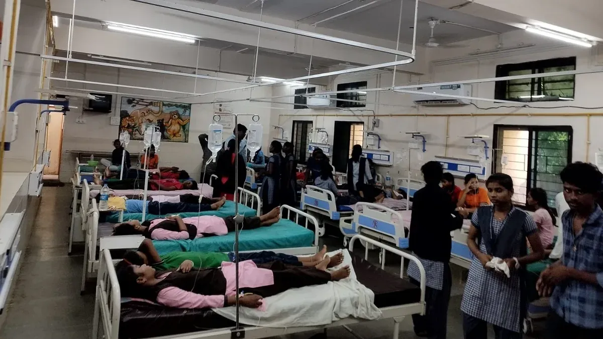 महाराष्ट्र : भंडारा के स्कूल में संदिग्ध विषाक्त भोजन के सेवन के बाद 30 छात्र अस्पताल में भर्ती 