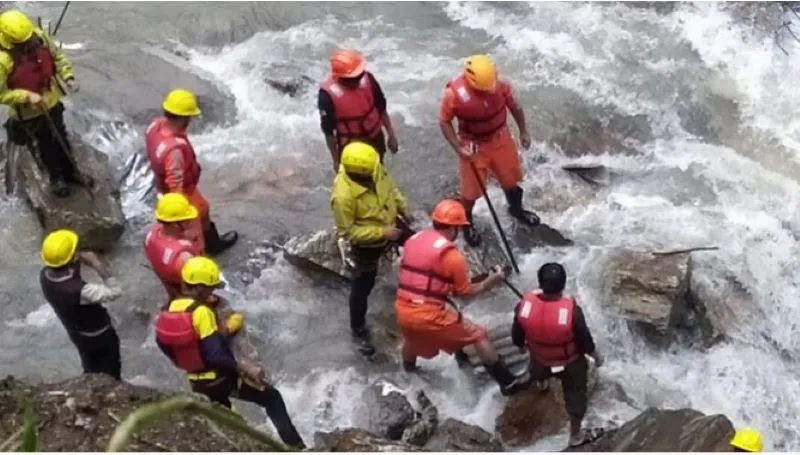 रुद्रप्रयाग: गौरीकुंड में लापता लोगों में एक का शव मंदाकिनी नदी से बरामद