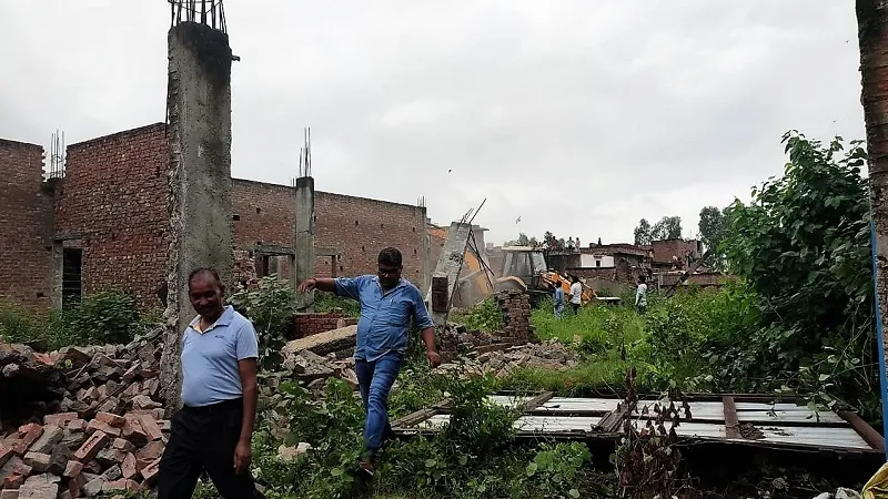 मुरादाबाद: एमडीए की टीम ने भैंसिया में अवैध निर्माण किया ध्वस्त 