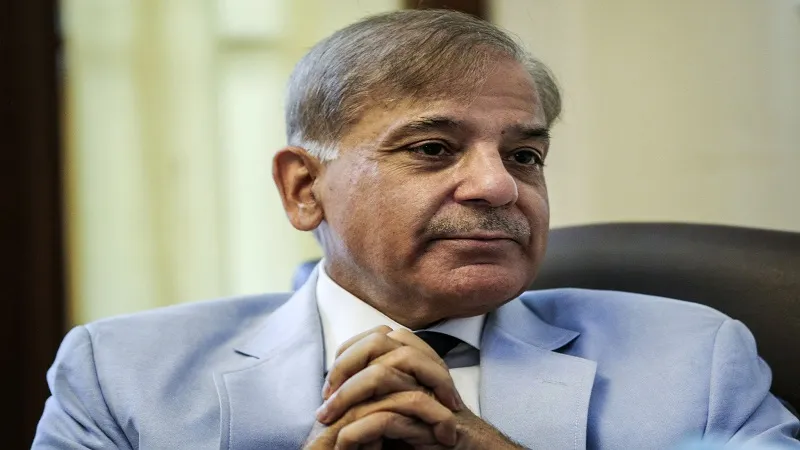 पाकिस्तान भारत से बातचीत को तैयार, शहबाज शरीफ बोले- युद्ध विकल्प नहीं 