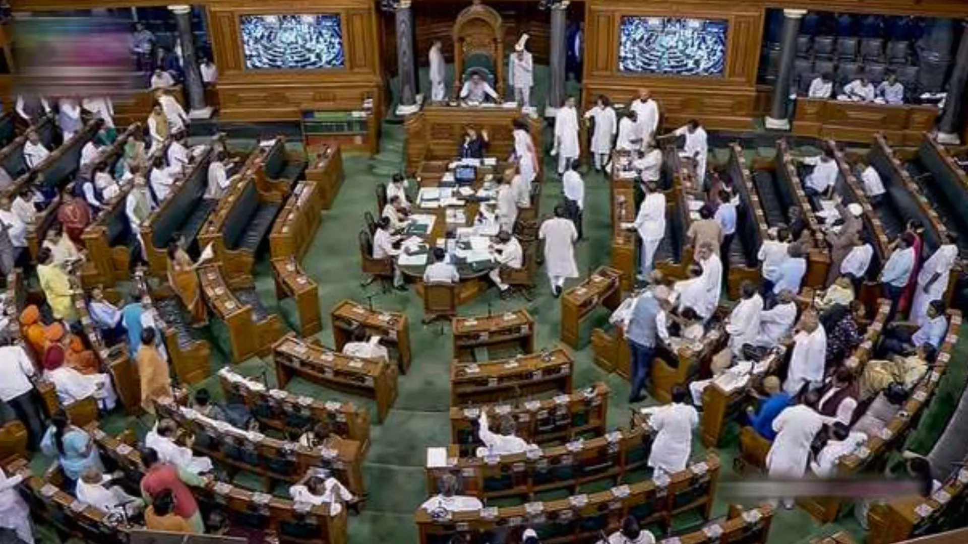 Delhi Ordinance Bill: लोकसभा में पास हुआ दिल्ली सेवा बिल, AAP सांसद रिंकू सिंह निलंबित