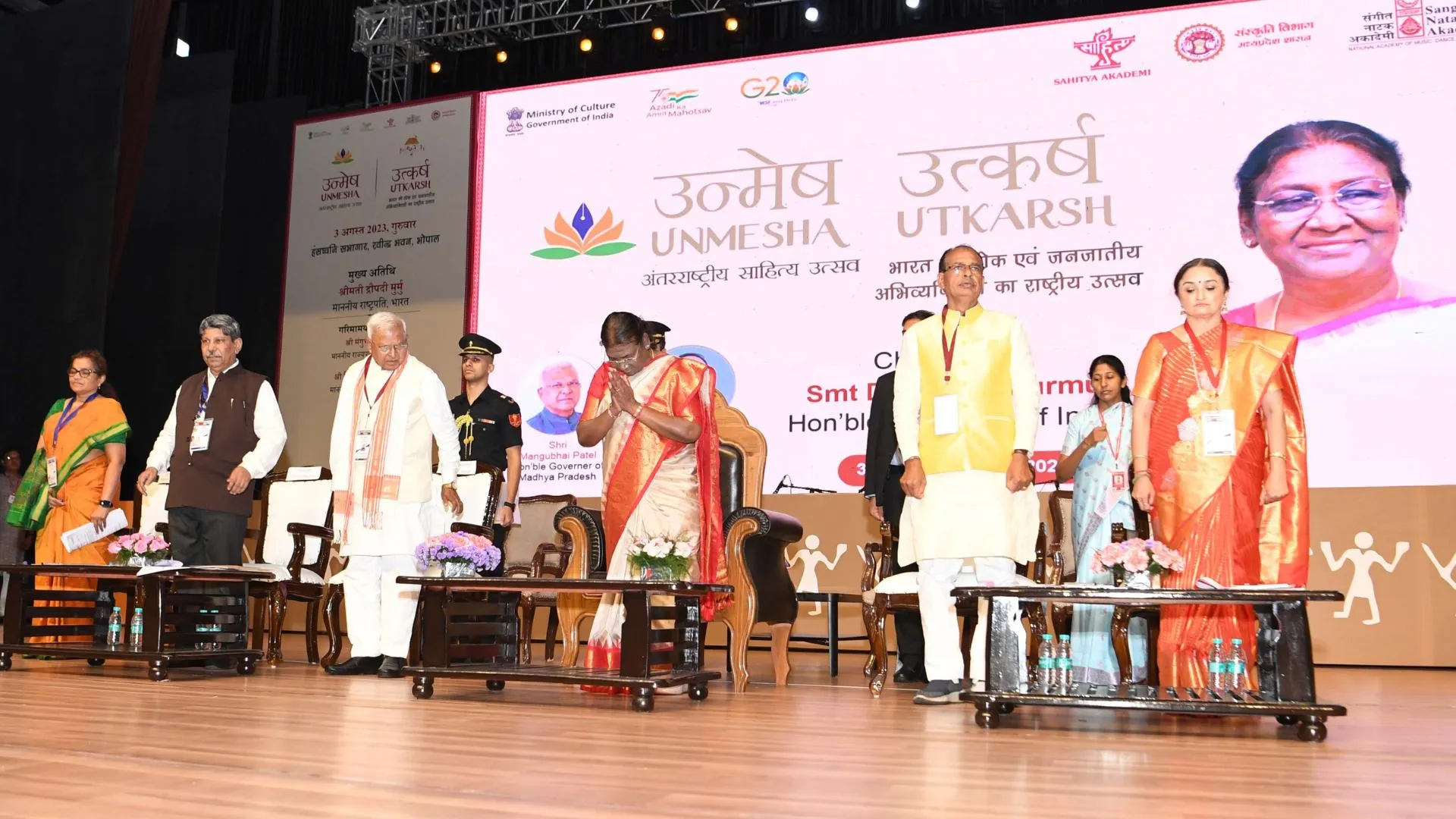 हर भाषा को संभाल कर रखना लेखक का कर्त्तव्य, अनुवाद से और समृद्ध होगा साहित्य : राष्ट्रपति द्रौपदी मुर्मू