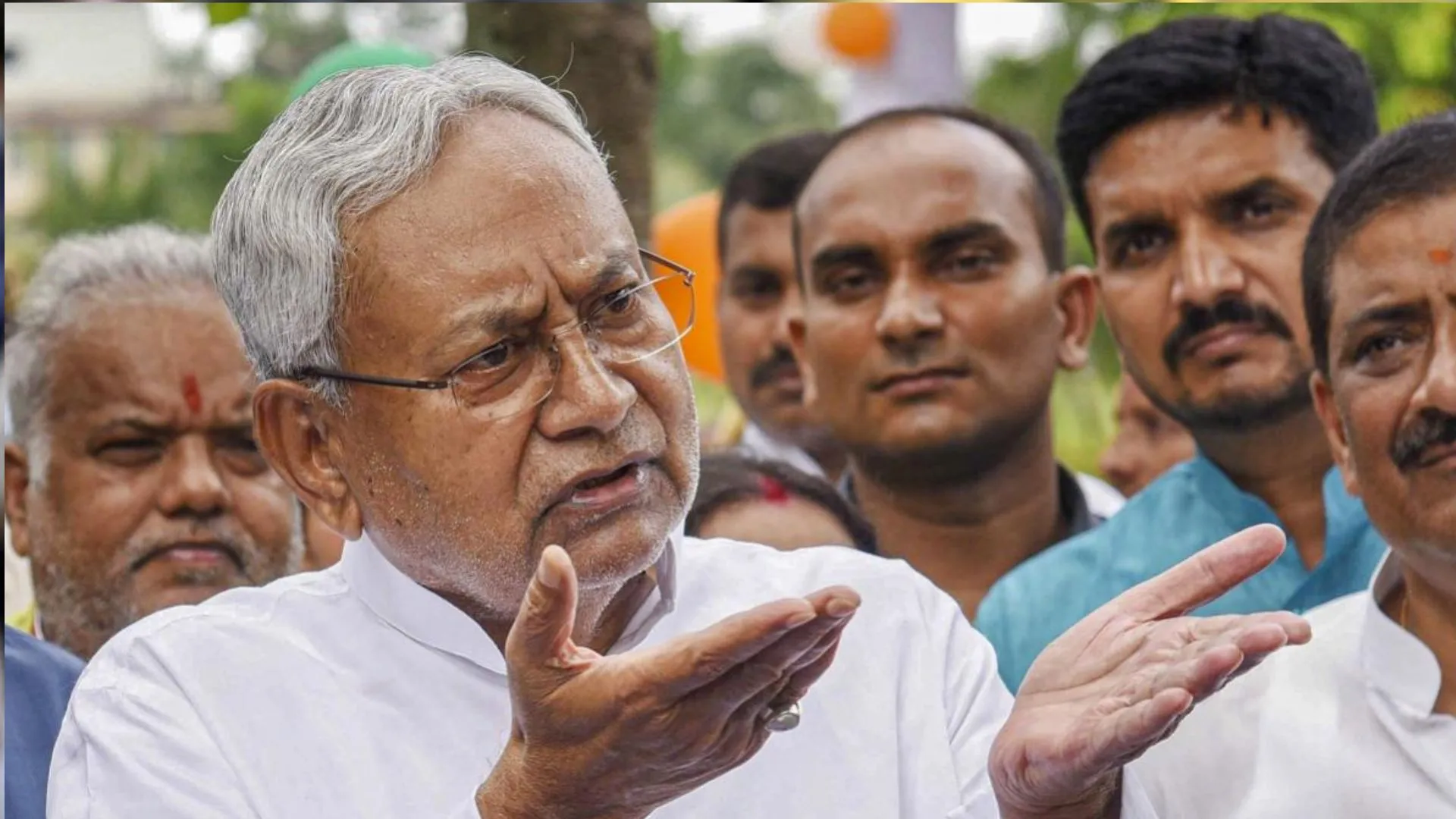 CM नीतीश के उत्तर प्रदेश से लोकसभा चुनाव लड़ने की अटकलों को लेकर बिहार में राजनीतिक बयानबाजी शुरू 