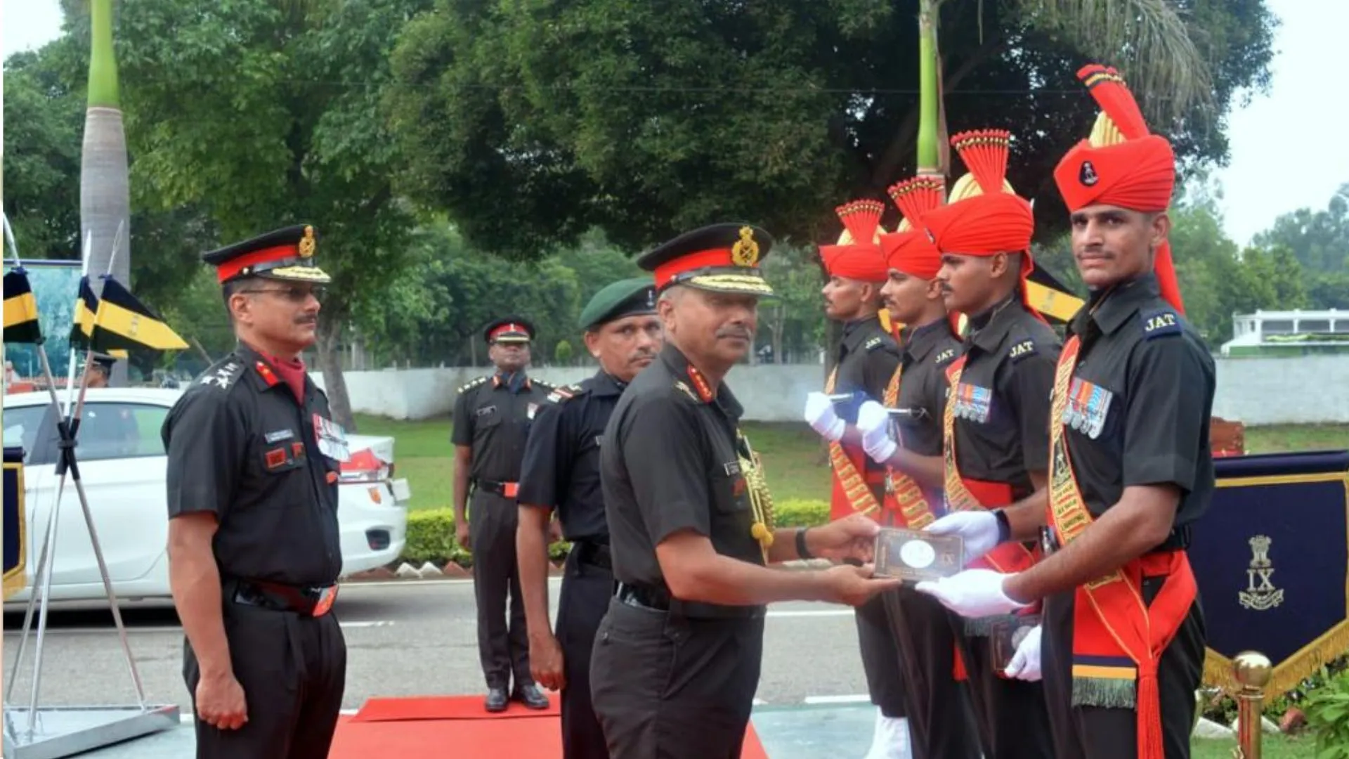 बरेली में अग्निवीरों का पहला बैच देश सेवा के लिए तैयार, 164 जवानों ने ली मर मिटने की शपथ 