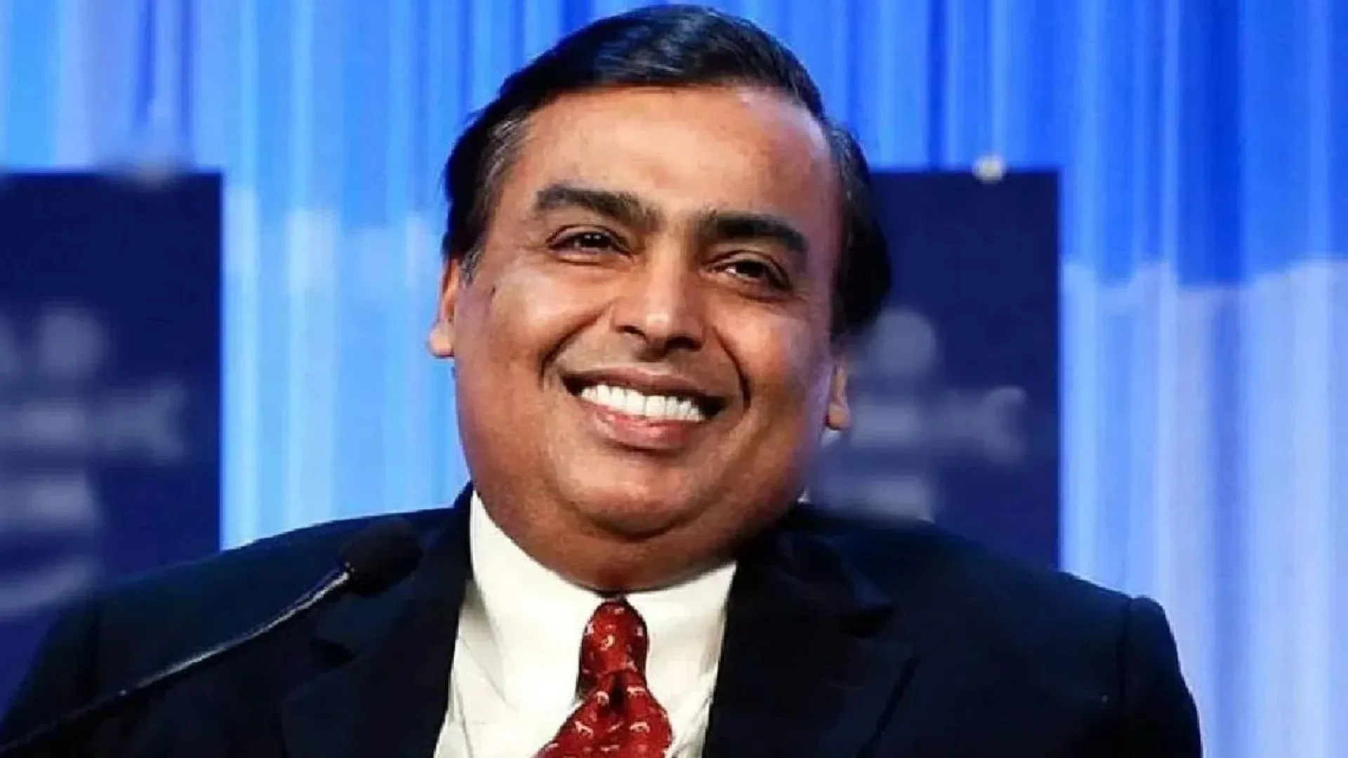 रिलायंस इंजस्ट्रीज ने अंबानी को अगले पांच साल के लिए शून्य वेतन पर प्रमुख बनाने को शेयरधारक की मंजूरी मांगी 