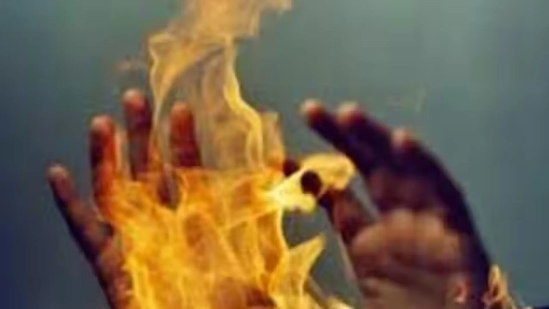 बरेली: पत्नी और बेटी की बरामदगी नहीं हुई तो 15 को डीएम दफ्तर में करुंगा आत्मदाह