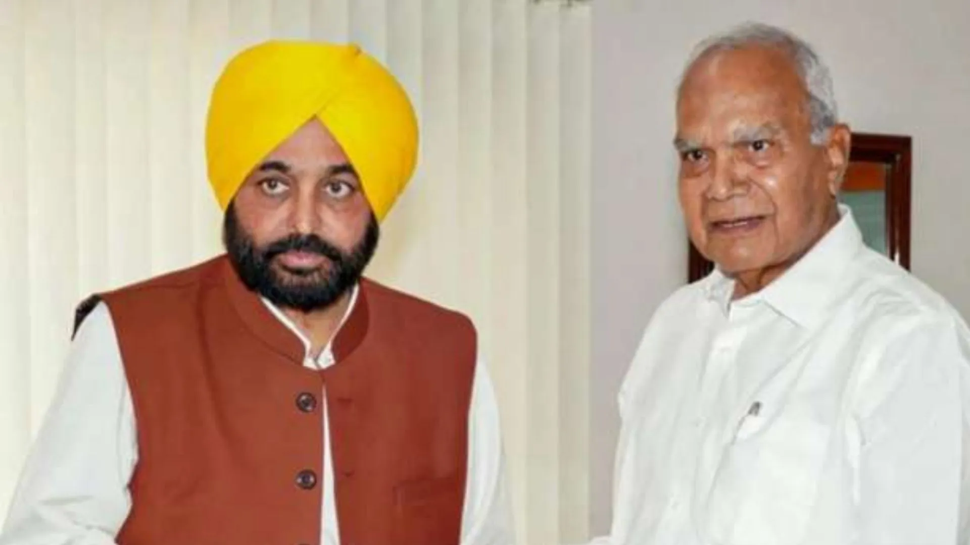 पंजाब में राष्ट्रपति शासन की सिफारिश कर सकता हूं : राज्यपाल ने दी मुख्यमंत्री को चेतावनी 