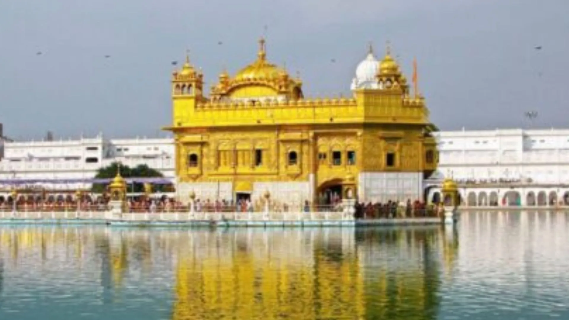 27 अगस्त का इतिहास: आज ही के दिन हरमंदिर साहिब में पवित्र गुरु ग्रंथ साहिब की हुई थी स्थापना 