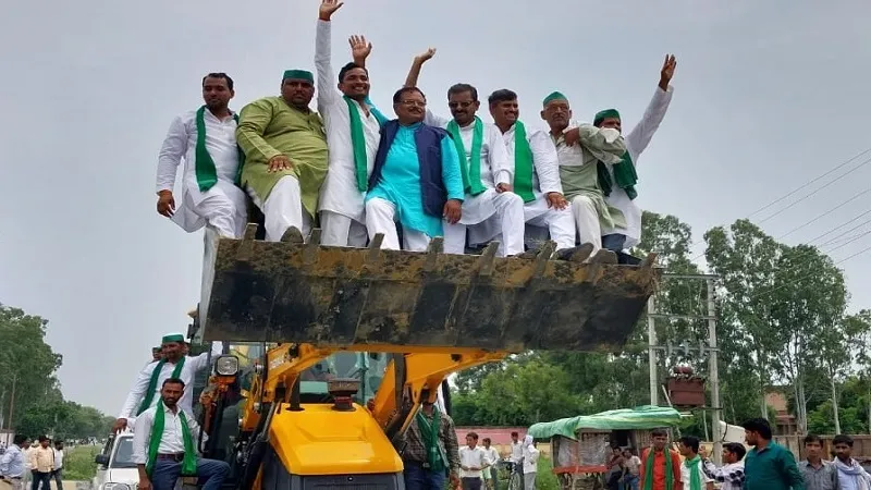 संभल: ब्लॉक अध्यक्ष पिटाई प्रकरण में गरजे किसान, भाकियू टिकैत की महापंचायत जोरशोर से उठाया मुद्दा