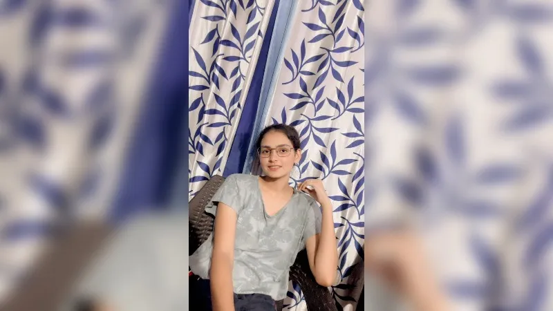 Kanpur: मोबाइल हो गया चोरी, शिक्षक मैसेज कर परेशान कर रहा था, इंटर की छात्रा ने चुनी मौत, सहेलियों ने खोला राज