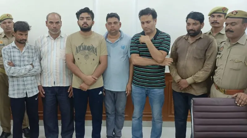 Kanpur: केस्को का करोड़ों रुपये फ्राड करने वाले छह आरोपी गिरफ्तार, खेल में साफ्टवेयर इंजीनियर का हाथ, इतने लाख हुए बरामद