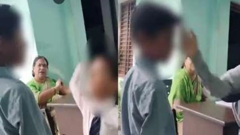 अल्पसंख्यक छात्र को थप्पड़ मारने के लिए कहने वाली शिक्षिका हो बर्खास्त, अखिलेश यादव ने की  मांग 