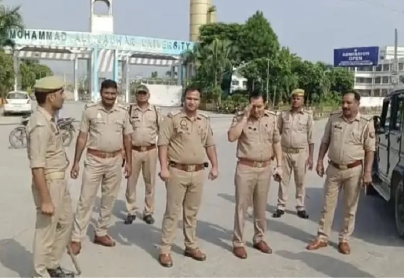 रामपुर : धारा-144 लागू होते हुए आजम खां ने कर दिया ये ऐलान, चप्पे-चप्पे पर तैनात हो गई पुलिस