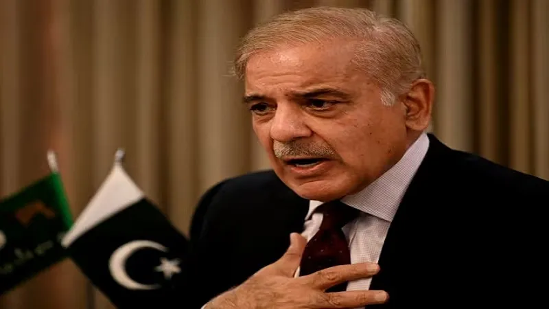 Pakistan: सेना के समर्थन के बिना नहीं चला सकते सरकार, पाक PM शहबाज शरीफ ने किया स्वीकार 