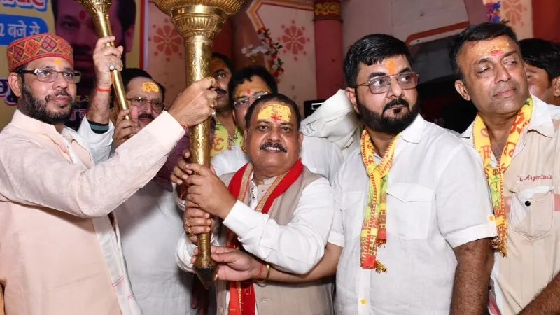 Unnao में विधानमंडल के मुख्य सचेतक डा. मनोज कुमार पांडेय बोले- द्विजों को अपना अधिकार प्राप्त करना आता है