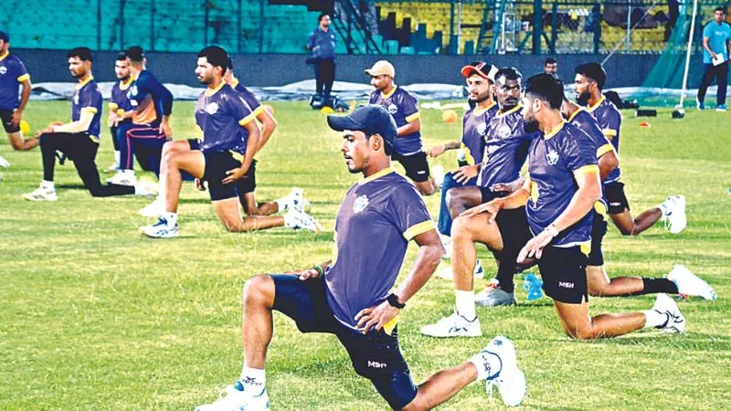 UP T-20 League: कल से होने वाली यूपी लीग के लिए खिलाड़ी बहा रहे पसीना, इन छह टीमों के बीच होंगे मुकाबले