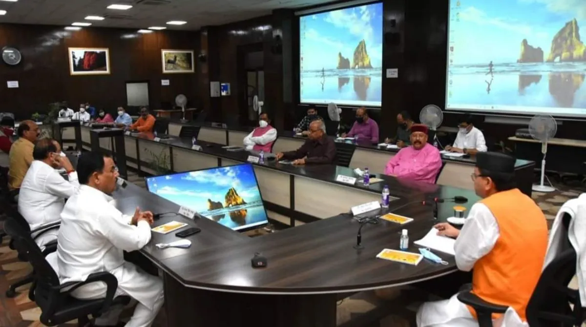 देहरादून: धामी कैबिनेट फैसले - सर्विस सेक्टर नीति सहित कई प्रस्तावों पर मुहर, देखें पूरी लिस्ट