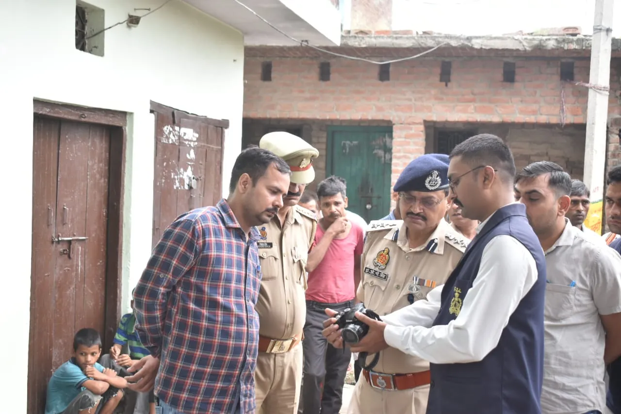 बदायूं: घर के बाहर सो रहे रस्सी व्यापारी की गला रेतकर हत्या