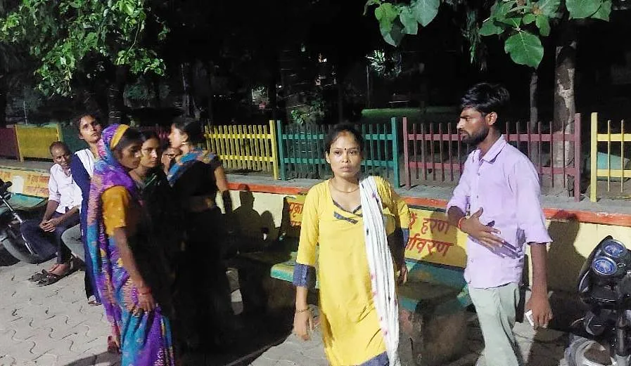 पीलीभीत: मासूम की मौत, गुस्साए परिजन बोले पोस्टमार्टम तो यही करेंगे क्या करूं ...जानिए पूरा मामला