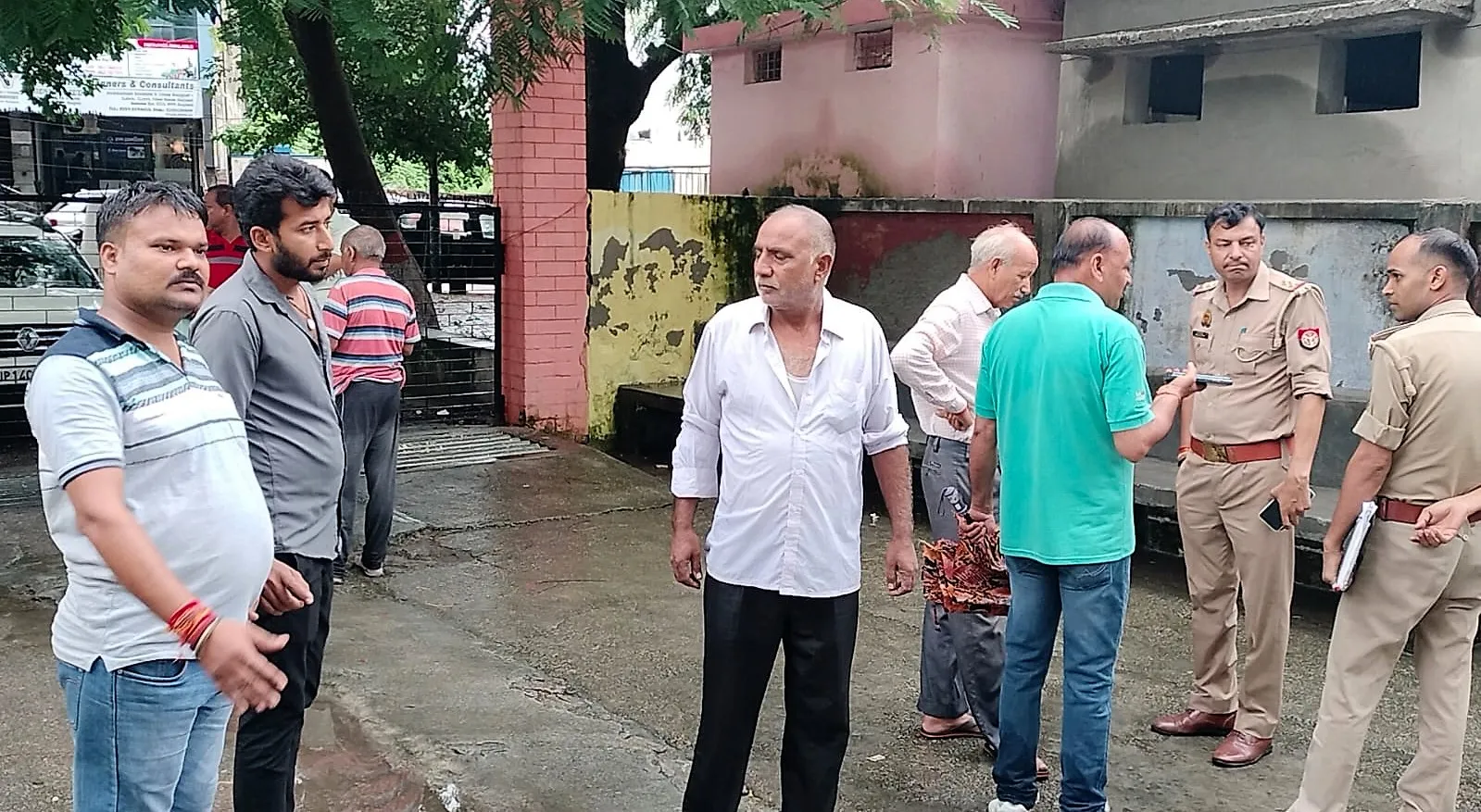 मुरादाबाद: पीएसी दरोगा के इकलौते बेटे ने खुद को गोली से उड़ाया