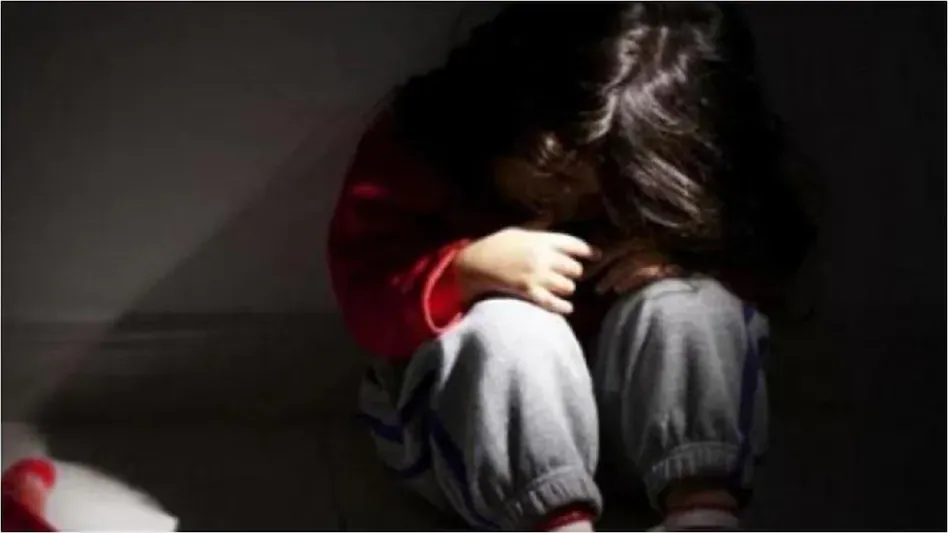 पिथौरागढ़: कंप्यूटर टीचर ने नाबालिग के घर में घुसकर किया दुष्कर्म, पुलिस ने विभिन्न धाराओं के अंतर्गत मुकदमा दर्ज किया 