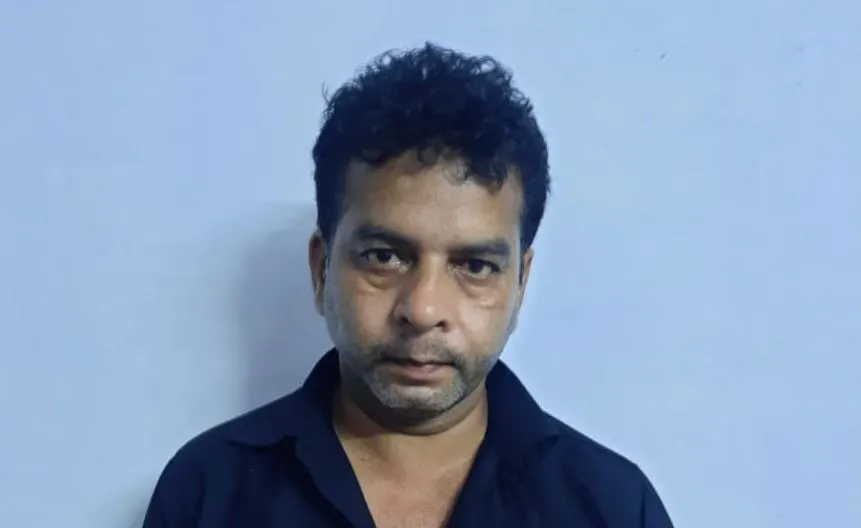 बरेली: 50 हजार के इनामी अनीस को एसटीएफ ने दबोचा, पहचान छिपाकर फैक्ट्रियों में करता था काम