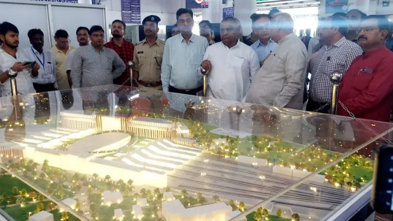 एयरपोर्ट की तर्ज पर बनेगा Kanpur Central Station, प्रशासन ने तैयारियां की पूरी, कल PM Modi करेंगे ऑनलाइन शिलान्यास