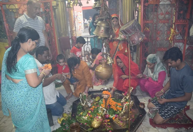 मुरादाबाद :  शिवालयों में हर-हर महादेव के जयकारों से गूंजा वातावरण 