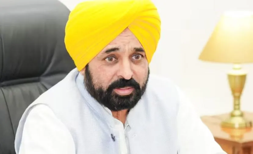 'पंजाब में राष्ट्रपति शासन लगाने की धमकी दे रहे हैं राज्यपाल', CM मान ने लगाया आरोप 