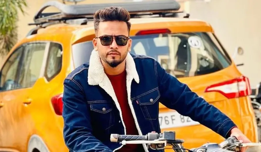 एल्विश की लाइफस्टाइल जान चौंक जाएंगे आप, लाखों की कमाई...करोड़ों का घर और लग्जरी कारों का है कलेक्शन