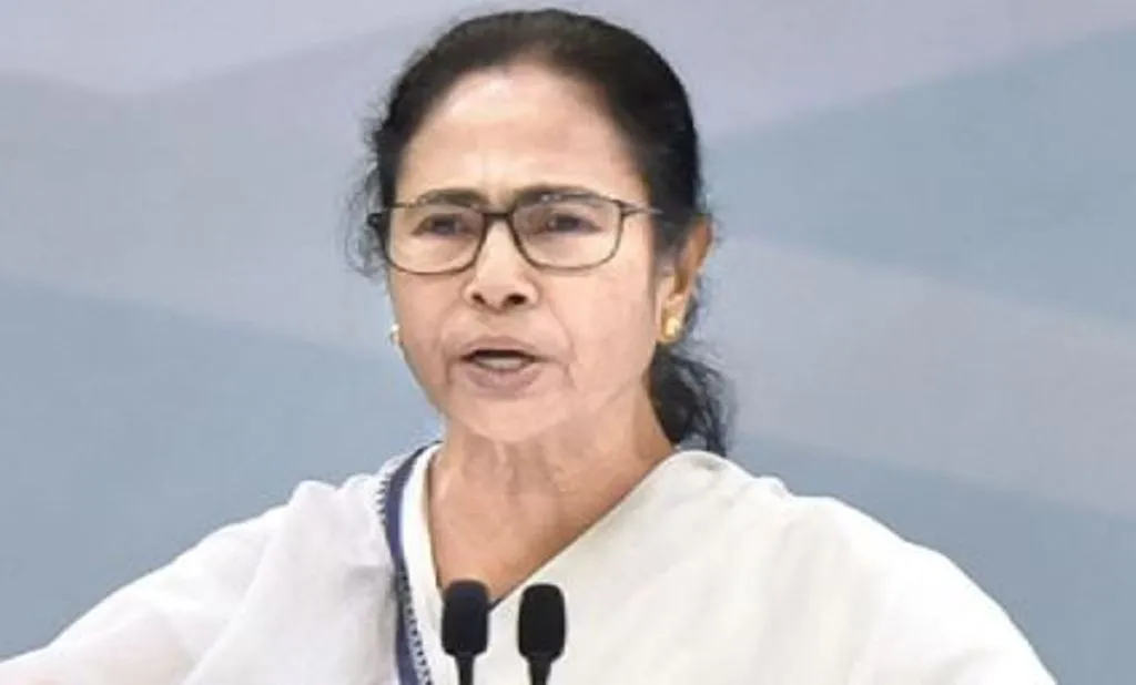 ममता बनर्जी ने लगाया आरोप, कहा- केंद्र ने मणिपुर में अत्याचार में शामिल लोगों के खिलाफ कार्रवाई नहीं की
