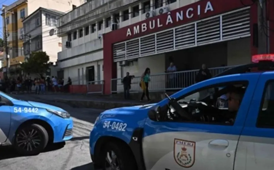 ब्राजील के फेवेला में पुलिस और अपराधियों के बीच गोलीबारी, 10 की मौत, कई घायल 