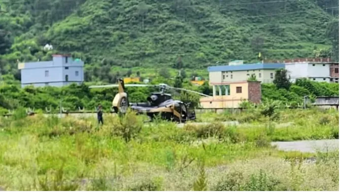 उत्तरकाशी: पंखों में आई अचानक खराबी, हेलीकॉप्टर की हुई आपातकालीन लैन्डिंग