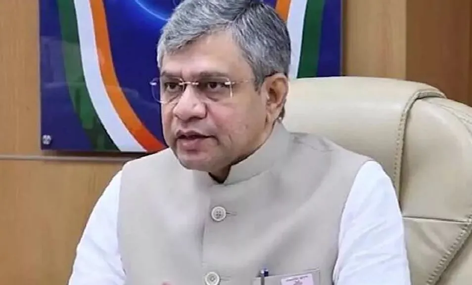 अश्विनी वैष्णव ने कहा- 5जी सेवा शुरू होने के 10 महीनों के भीतर तीन लाख से अधिक मोबाइल साइट स्थापित हुईं