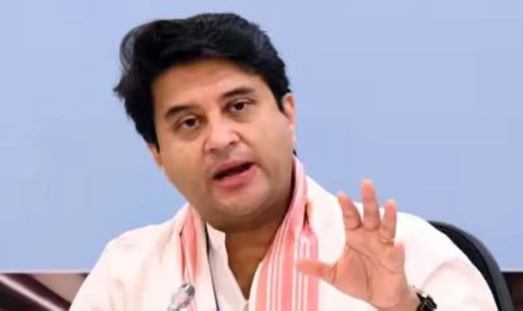 सिंधिया ने कहा- भाजपा में टिकट आवंटन में जीत की संभावना पर विचार, कांग्रेस में गुटबाजी हावी