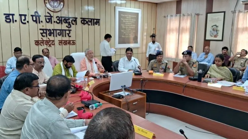 लखनऊ : पत्रकार पुरम की तरह महत्वपूर्ण चौराहों पर लगाएं ग्रिल 