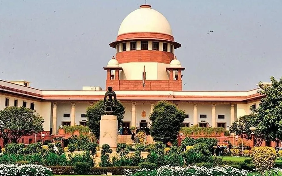 सुप्रीम कोर्ट ने गोधरा ट्रेन अग्निकांड के तीन दोषियों को जमानत देने से किया इंकार 