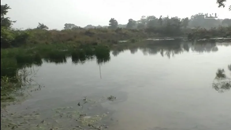 बस्ती: कुआनो नदी में कलश विसर्जन करने गये मामा-भांजे डूबे, तलाश में जुटे गोताखोर