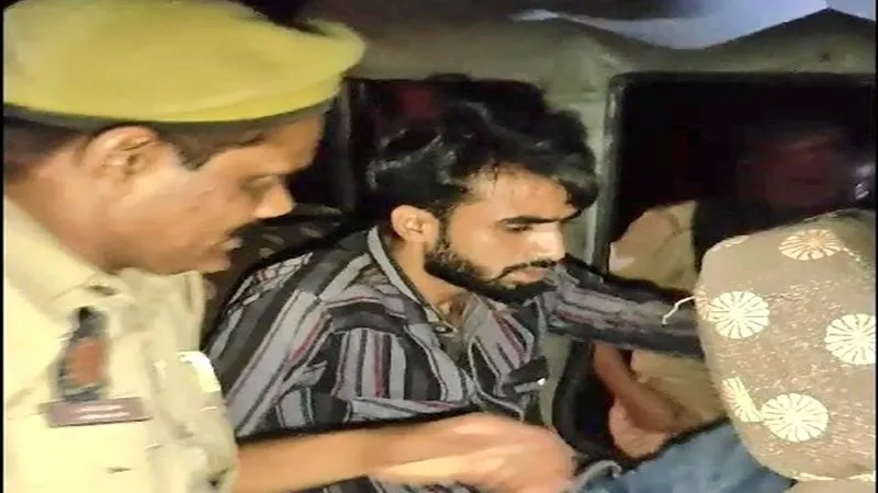 गोंडा: मुठभेड़ में गोली लगने के बाद हत्यारोपी ''लादेन'' को पुलिस ने किया गिरफ्तार