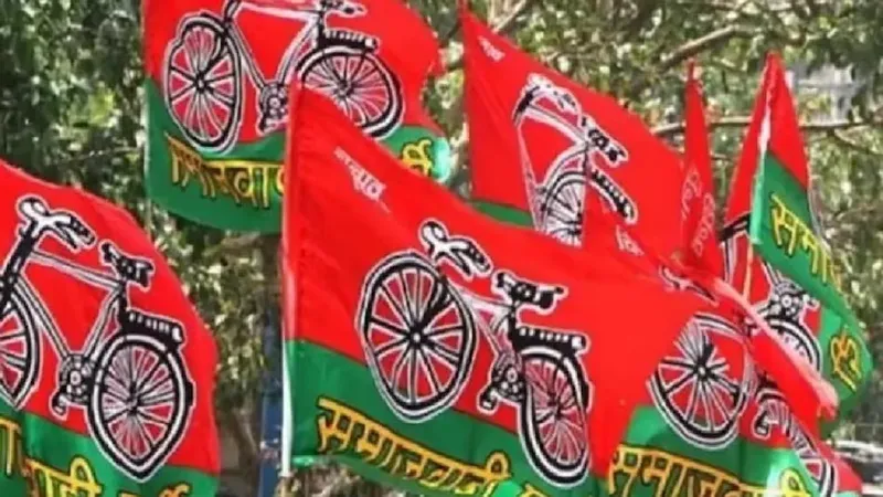 सपा का आरोप- सरकार के इशारे पर मतदाता सूची में हो रही है हेरफेर