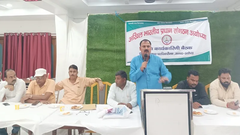 प्रधानों का उत्पीड़न बर्दाश्त नहीं: अनिल तिवारी