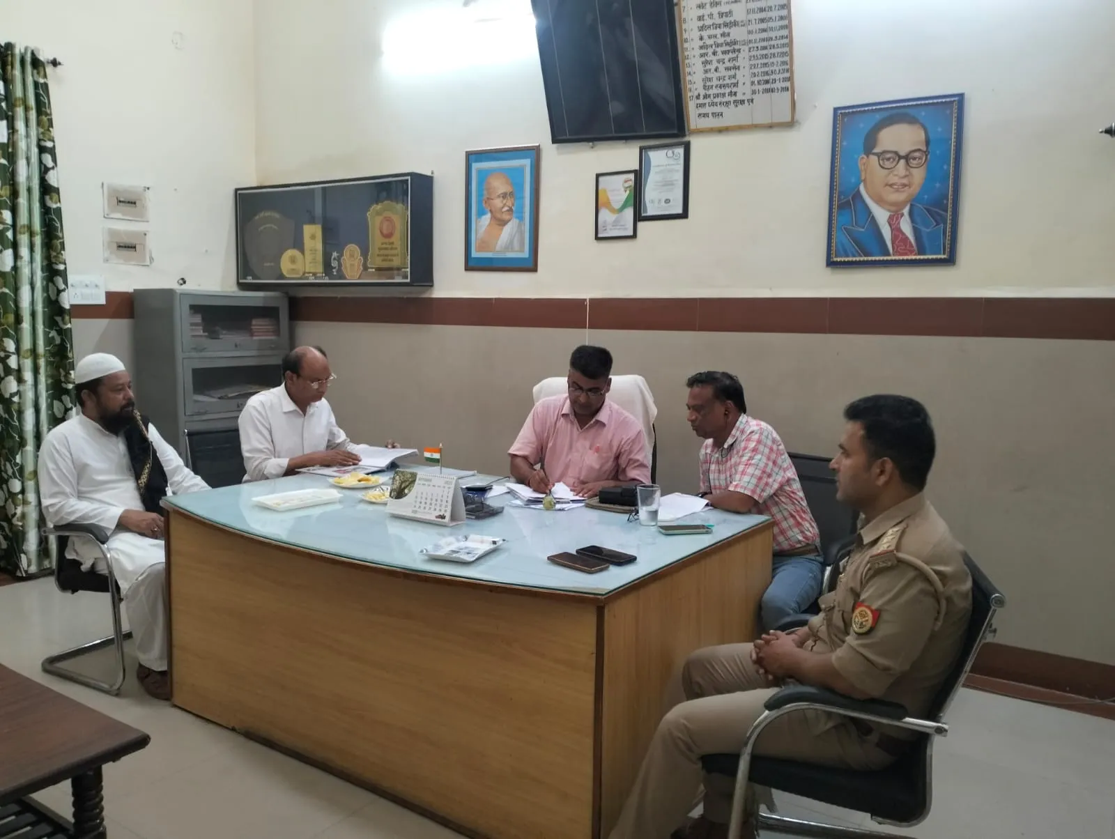 बरेली: रजाकारों को यूटीएस एप चलाने की दी जाएगी ट्रेनिंग, जायरीन के लिए अतिरिक्त ट्रेनों के किए जाएंगे ठहराव