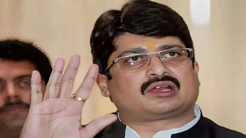 उदयनिधि के बयान पर राजा भैया का हमला, I.N.D.I.A. से पूछा सवाल